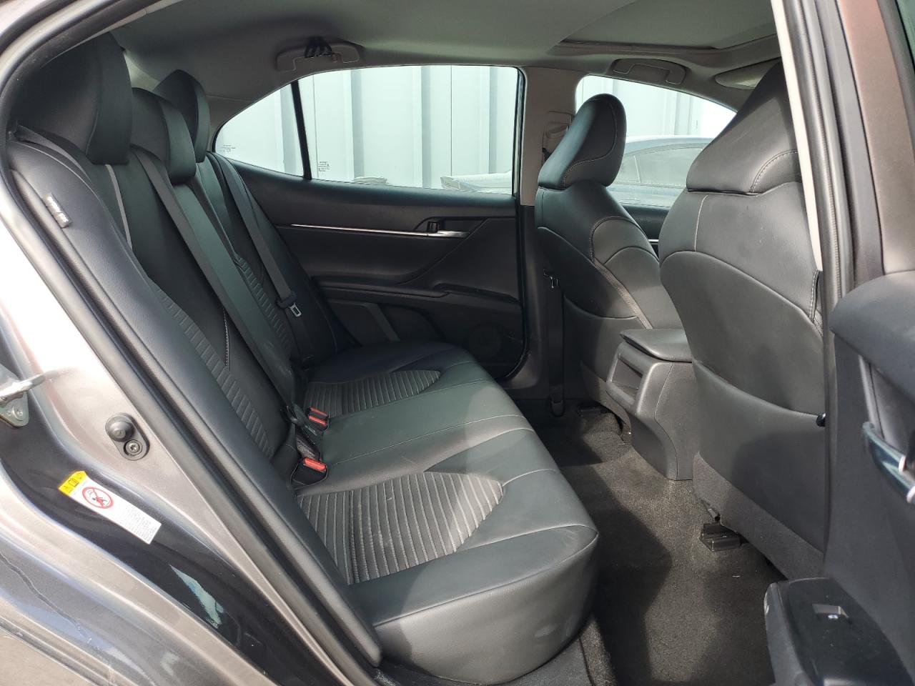 2018 Toyota Camry - Image 10