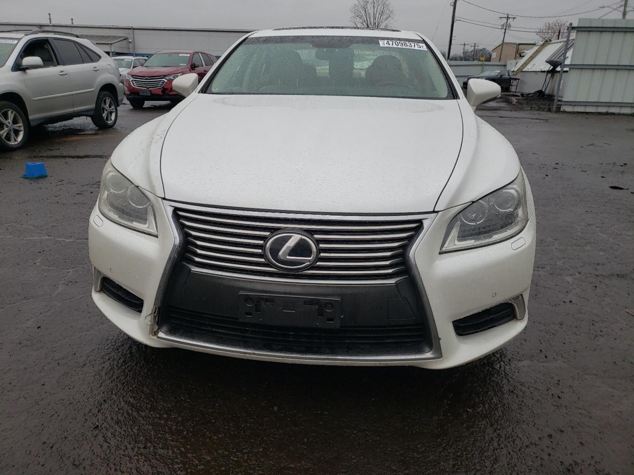 2016 Lexus LS - Image 5
