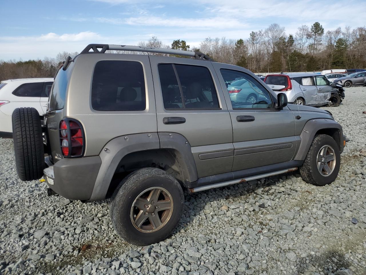 2006 Jeep Liberty (North America) - Image 3