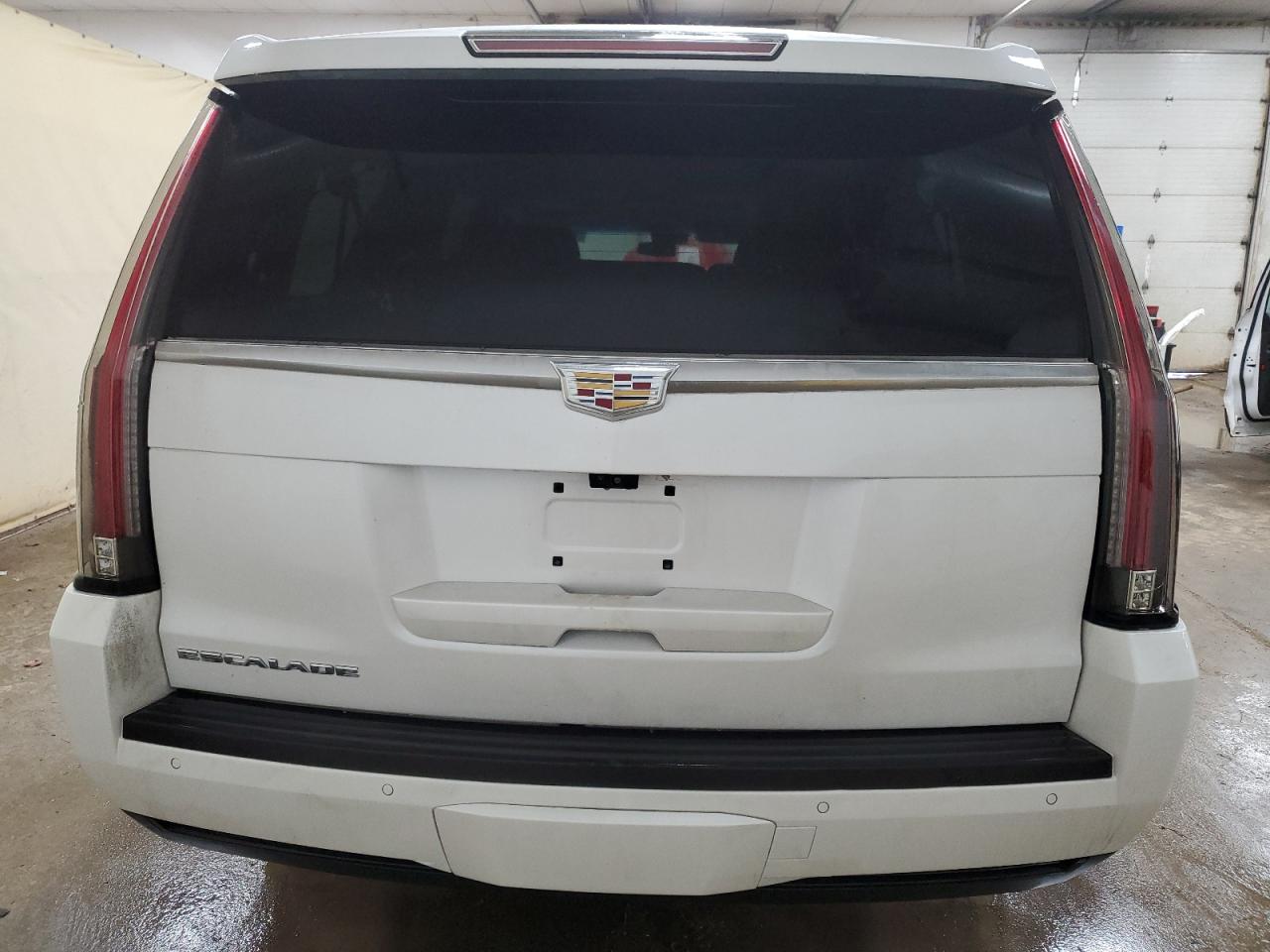 2018 Cadillac Escalade - Image 6