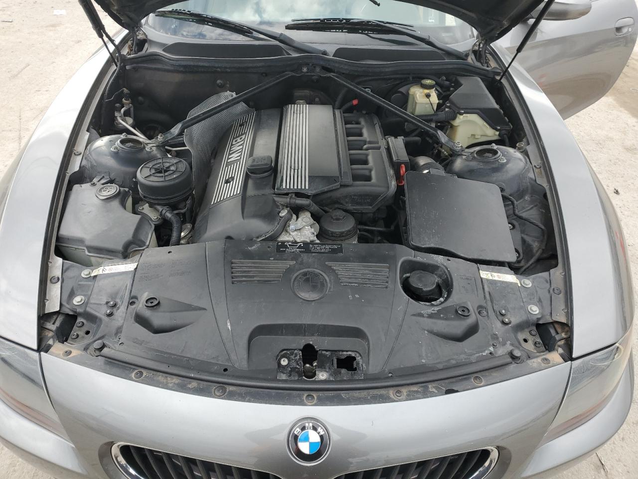2004 BMW Z4 - Image 12
