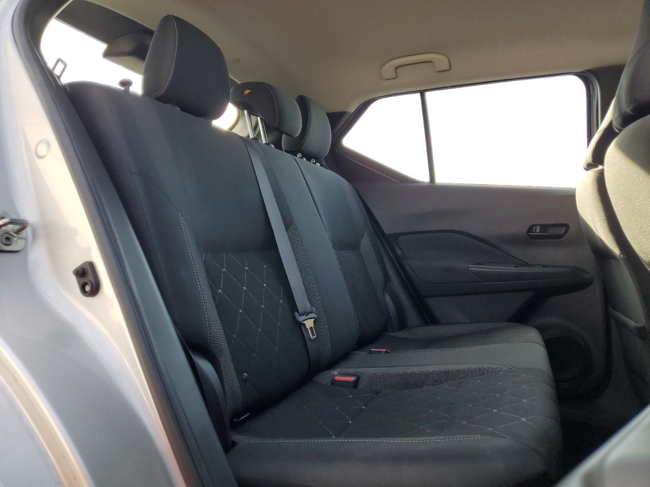 2019 Nissan Kicks - Image 10