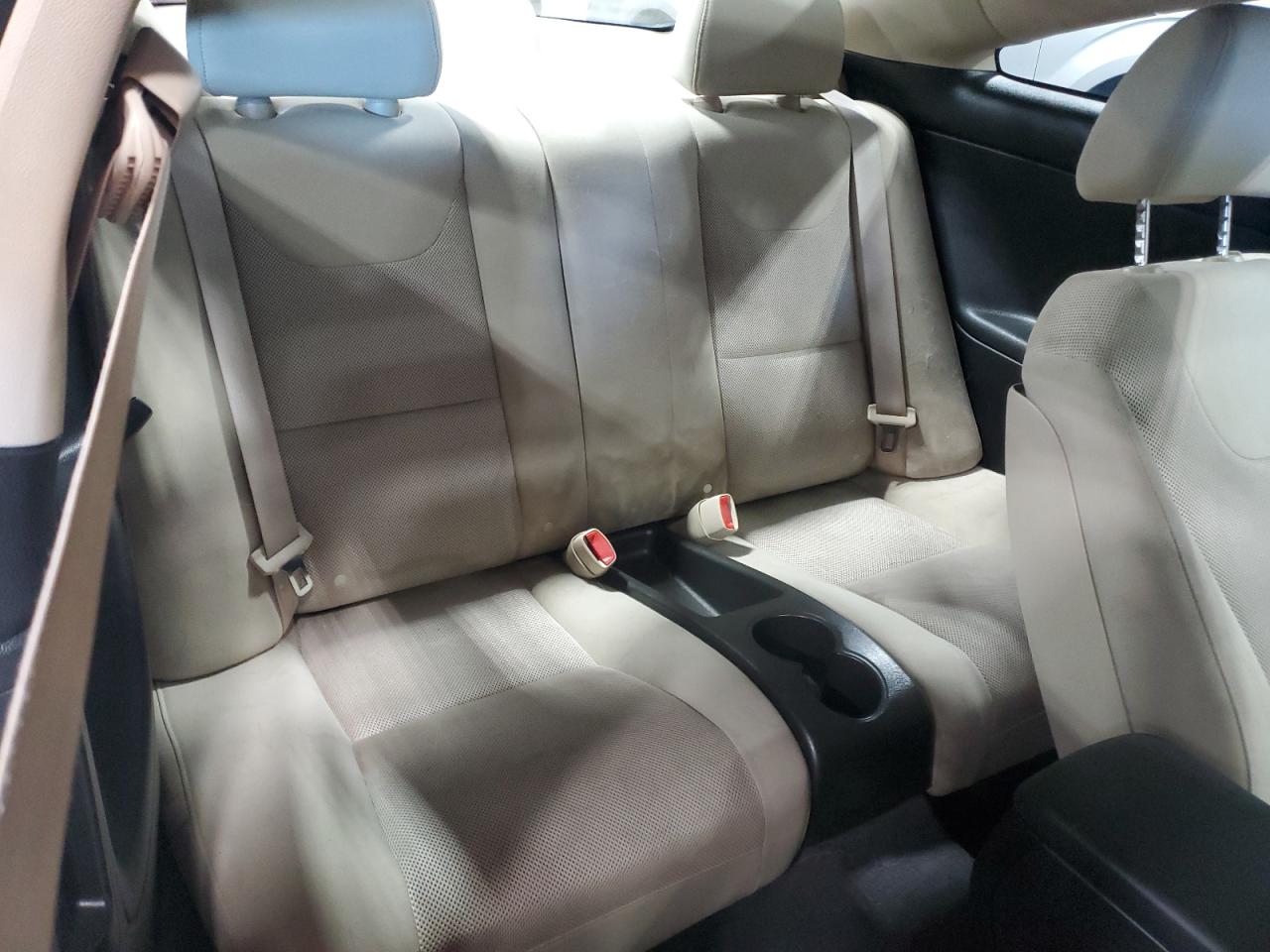 2008 Pontiac G6 - Image 10