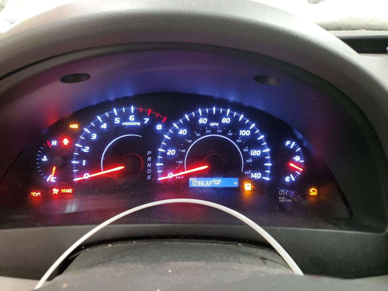 2010 Toyota Camry - Image 9