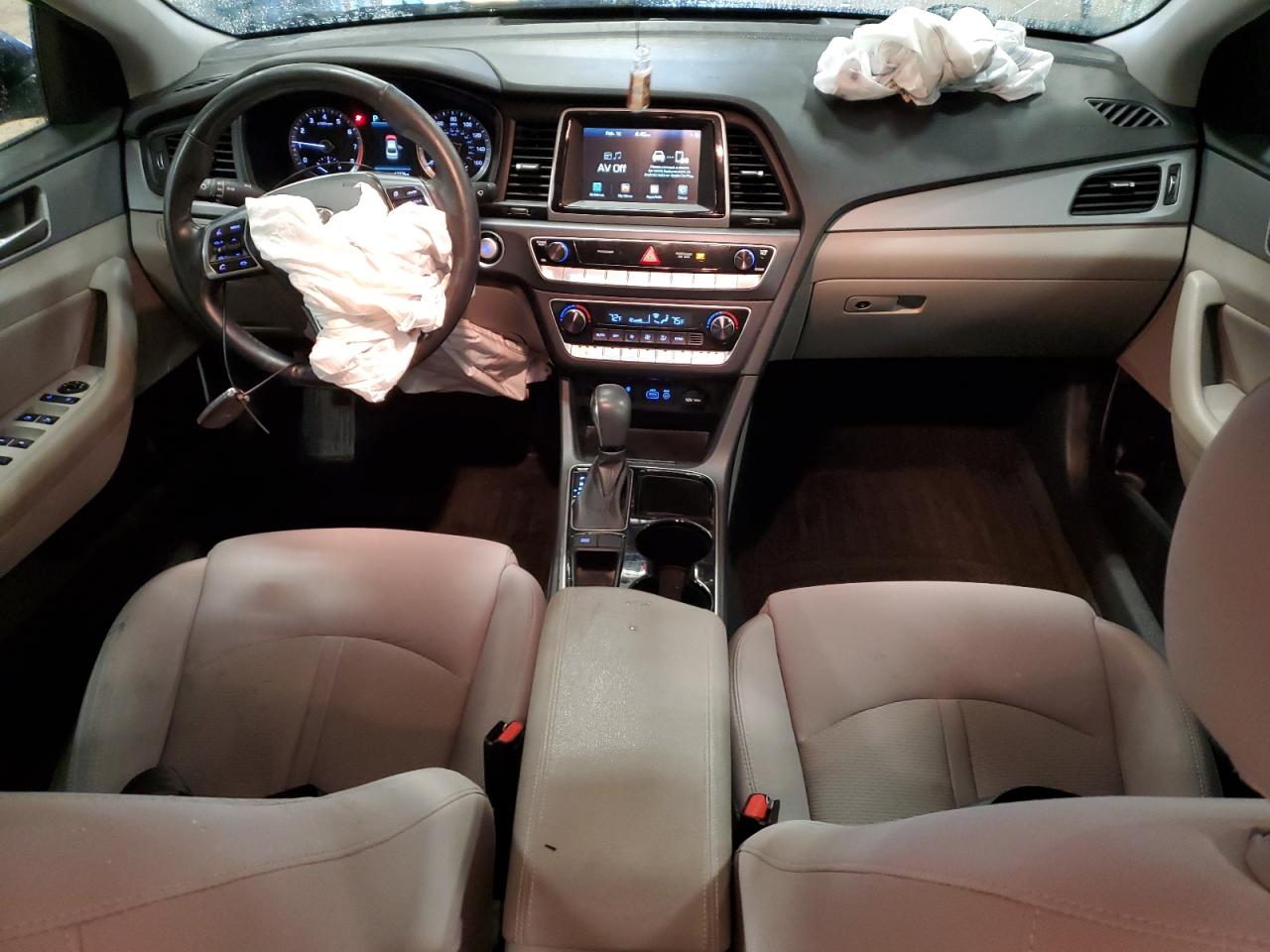 2018 Hyundai Sonata - Image 8