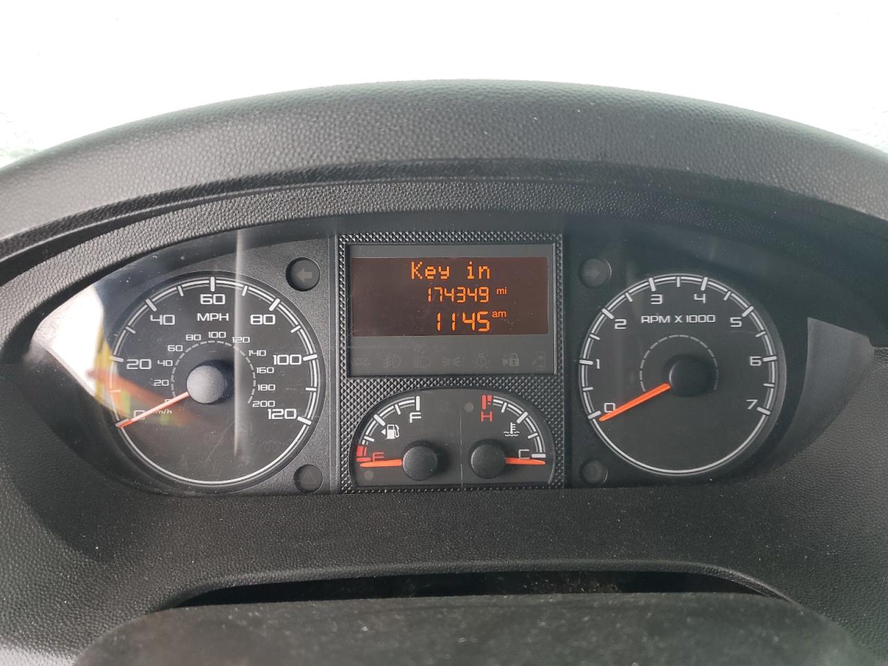 2018 Ram Promaster 2500 2500 High VIN: 3C6TRVDG3JE121046 Lot: 46267595