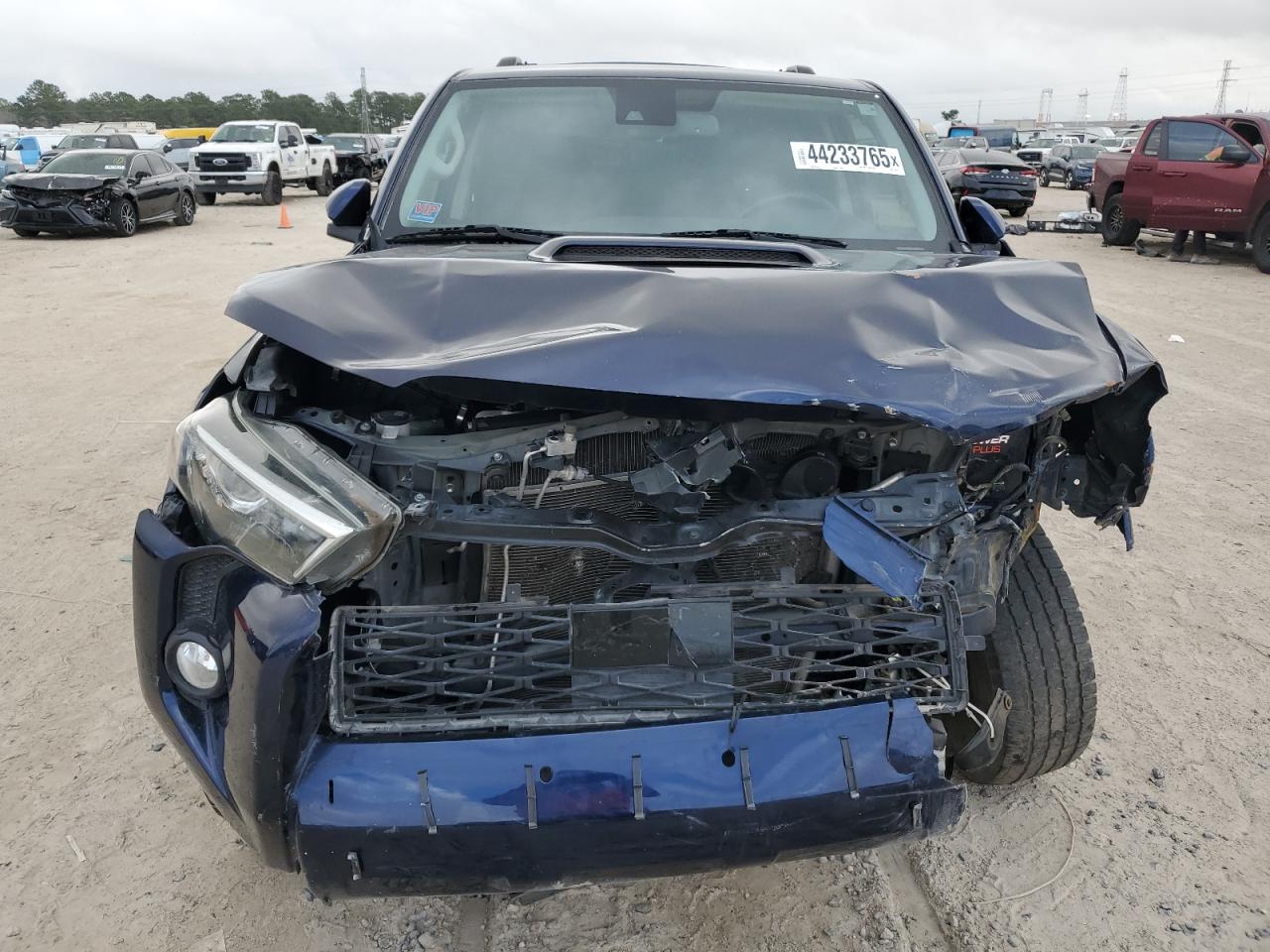 2020 Toyota 4Runner - Image 5