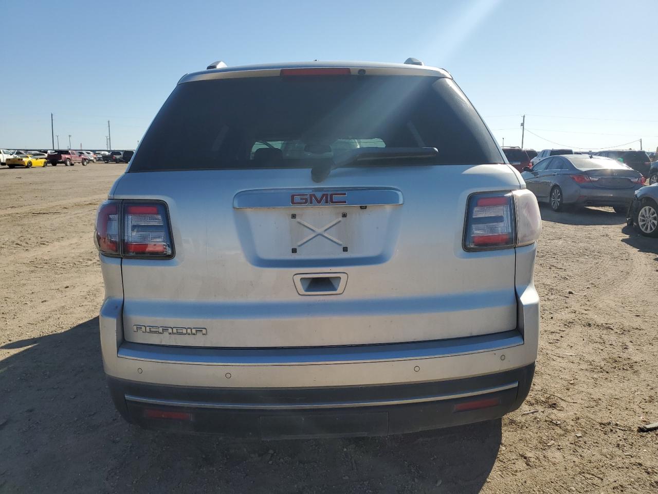 2016 GMC Acadia - Image 6