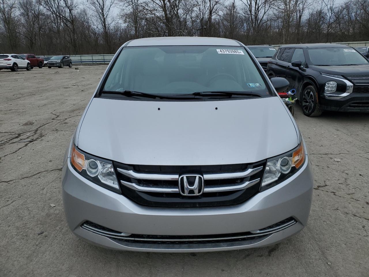 2014 Honda Odyssey - Image 5