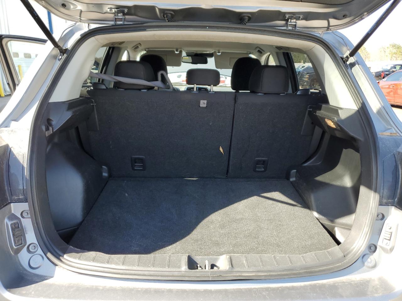 2021 Mitsubishi Outlander - Image 6