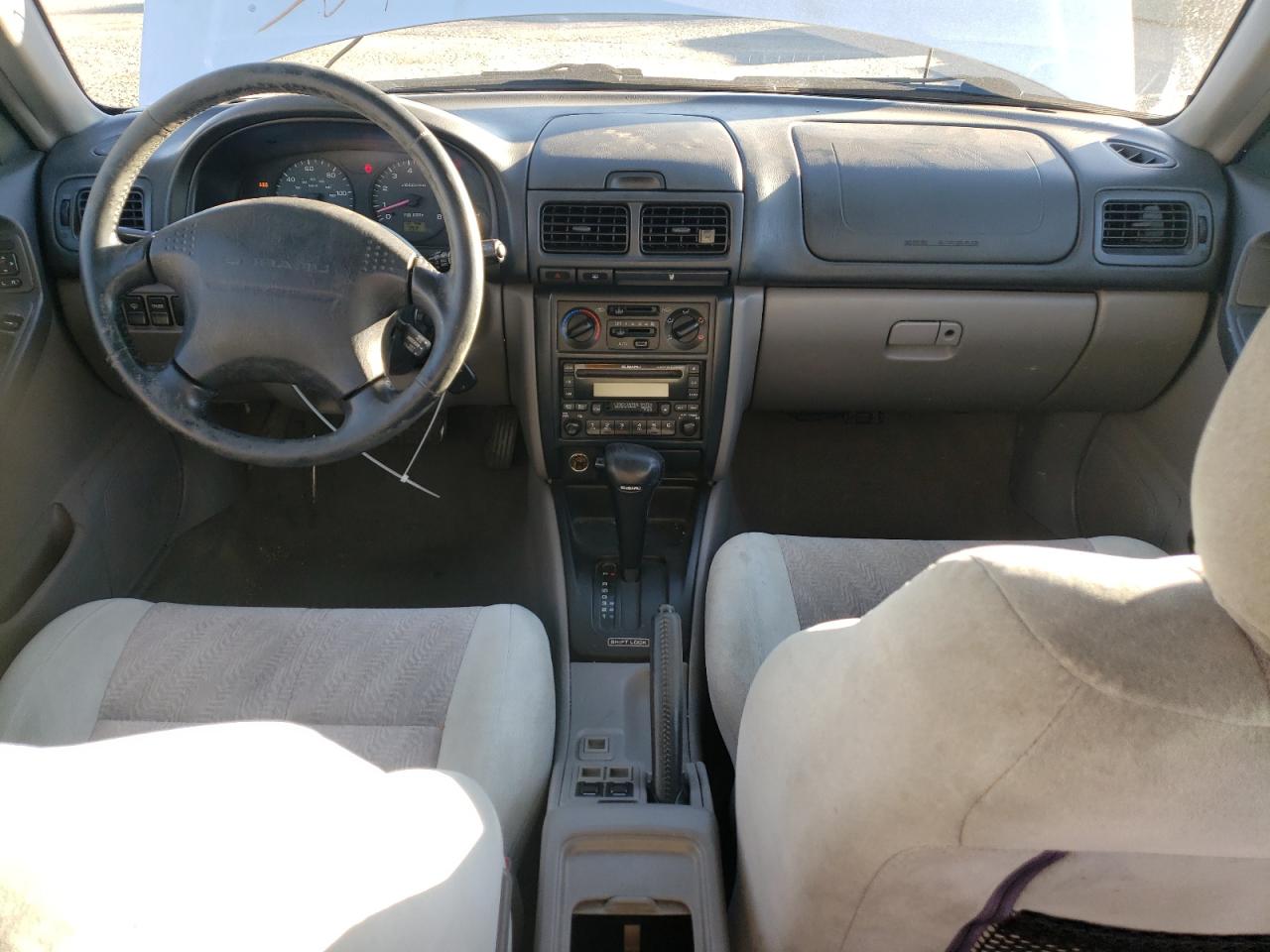 2001 Subaru Forester - Image 8