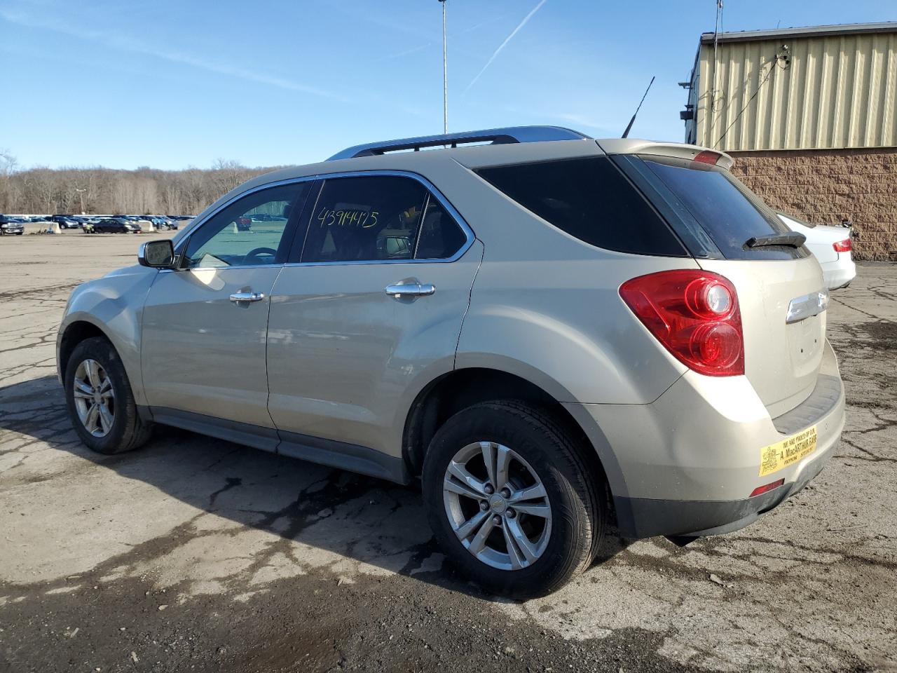 2010 Chevrolet Equinox - Image 2