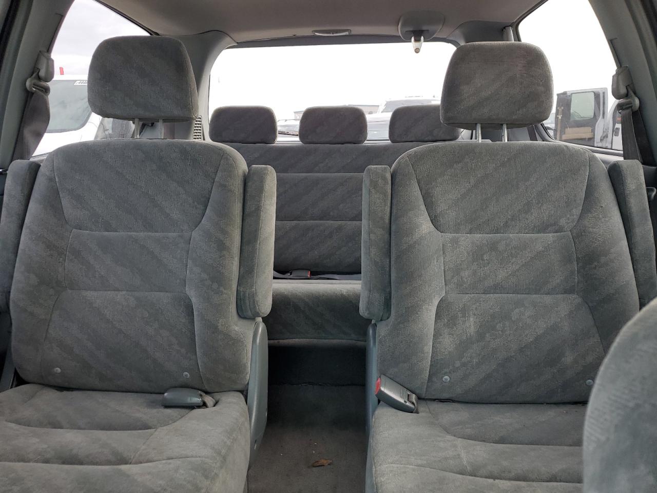 2002 Honda Odyssey - Image 10