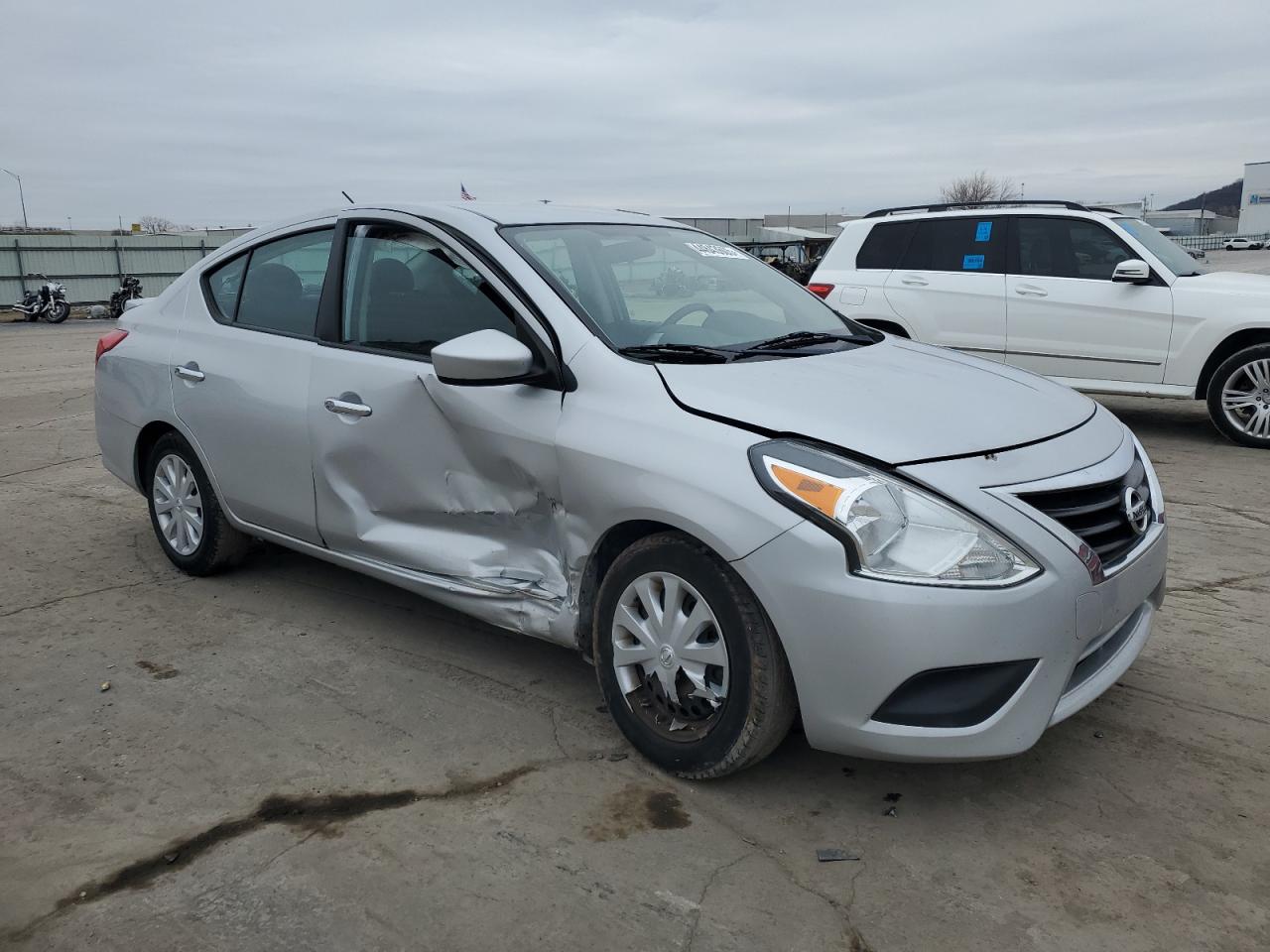 2017 Nissan Versa - Image 4