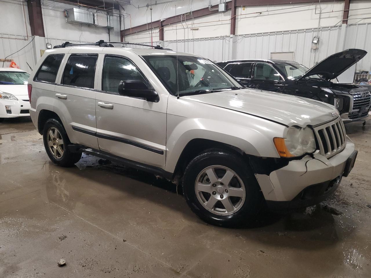 2009 Jeep Grand Cherokee - Image 4
