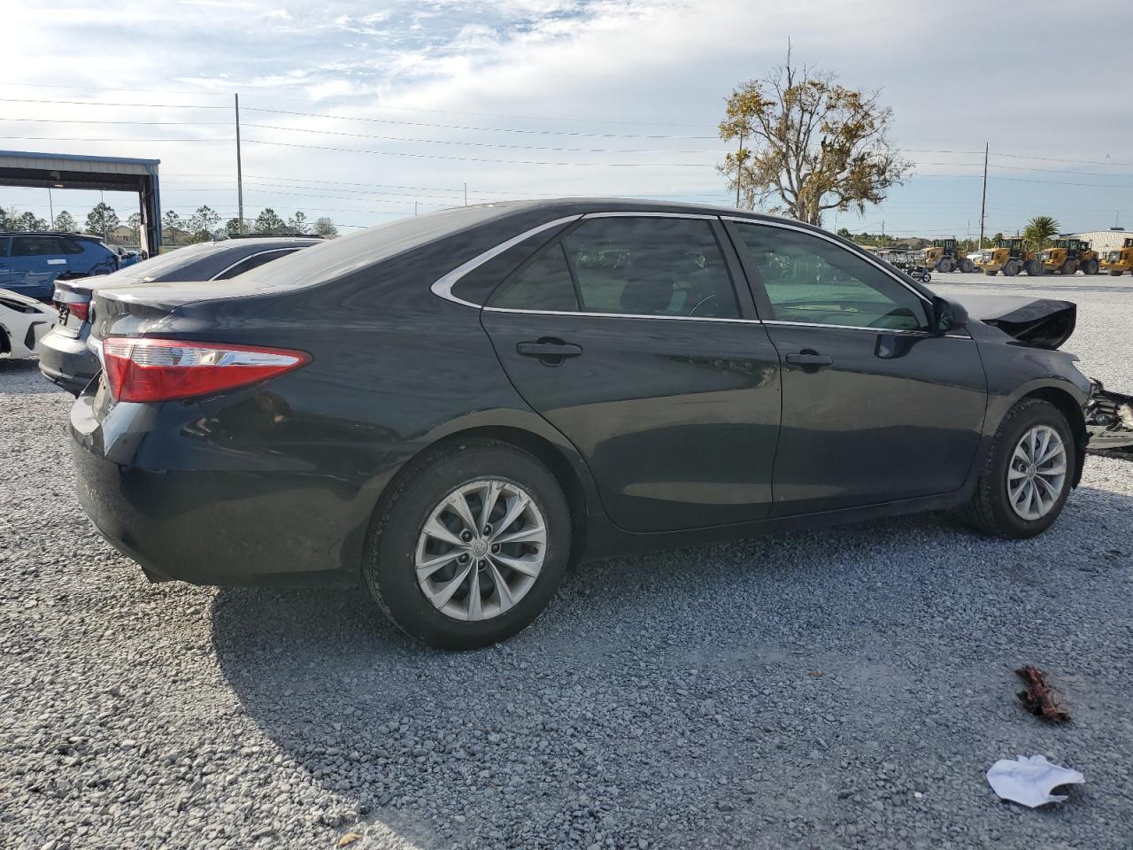 2016 Toyota Camry - Image 3