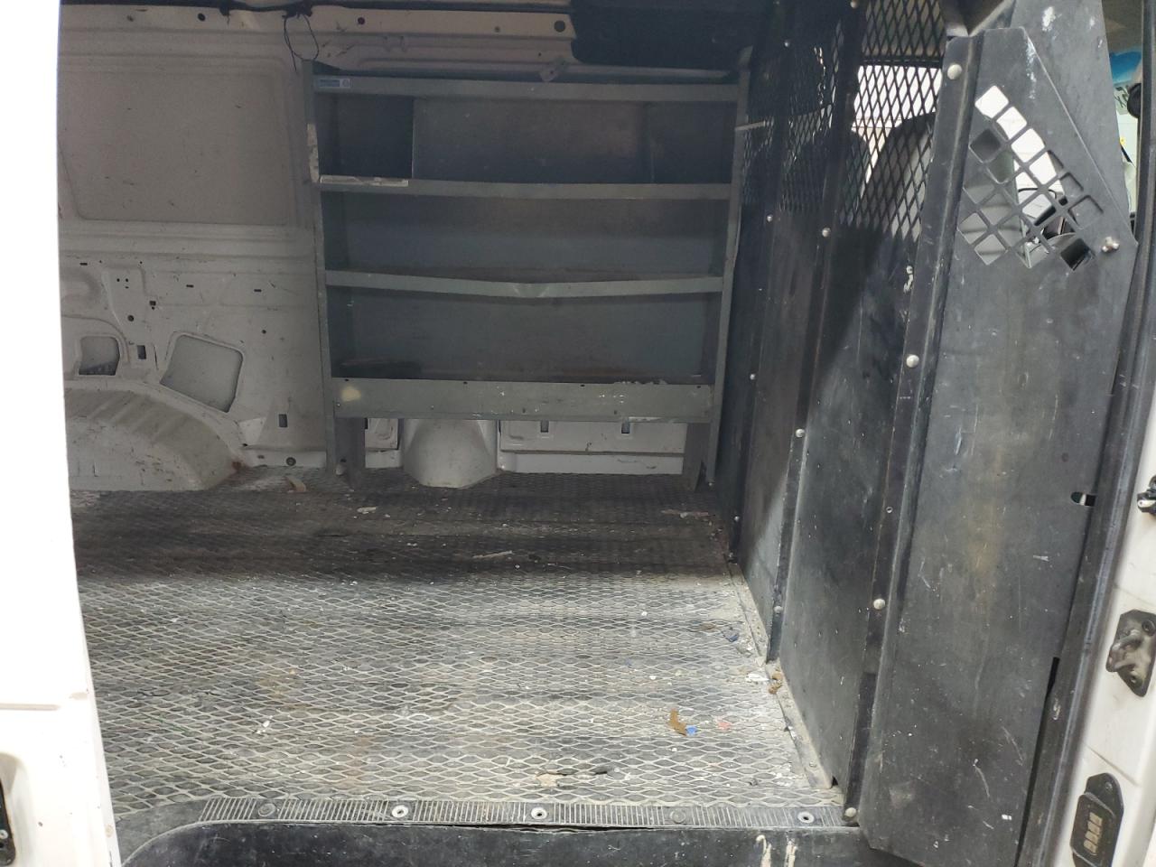 2006 Ford Econoline - Image 12