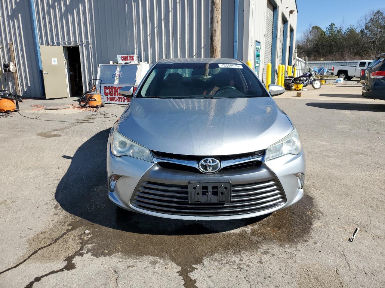 2015 Toyota Camry - Image 5