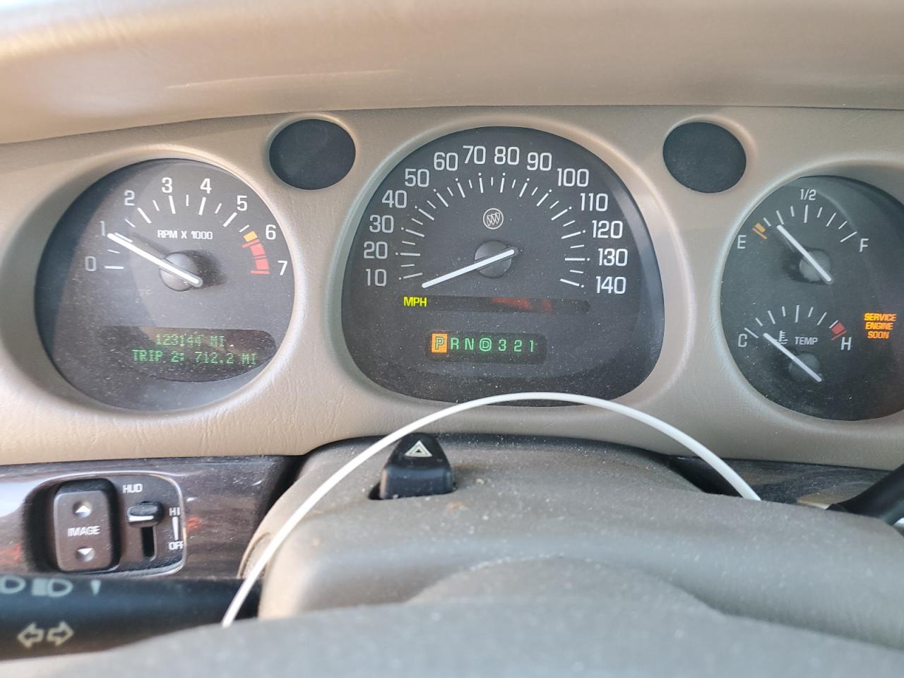 2004 Buick LeSabre - Image 9