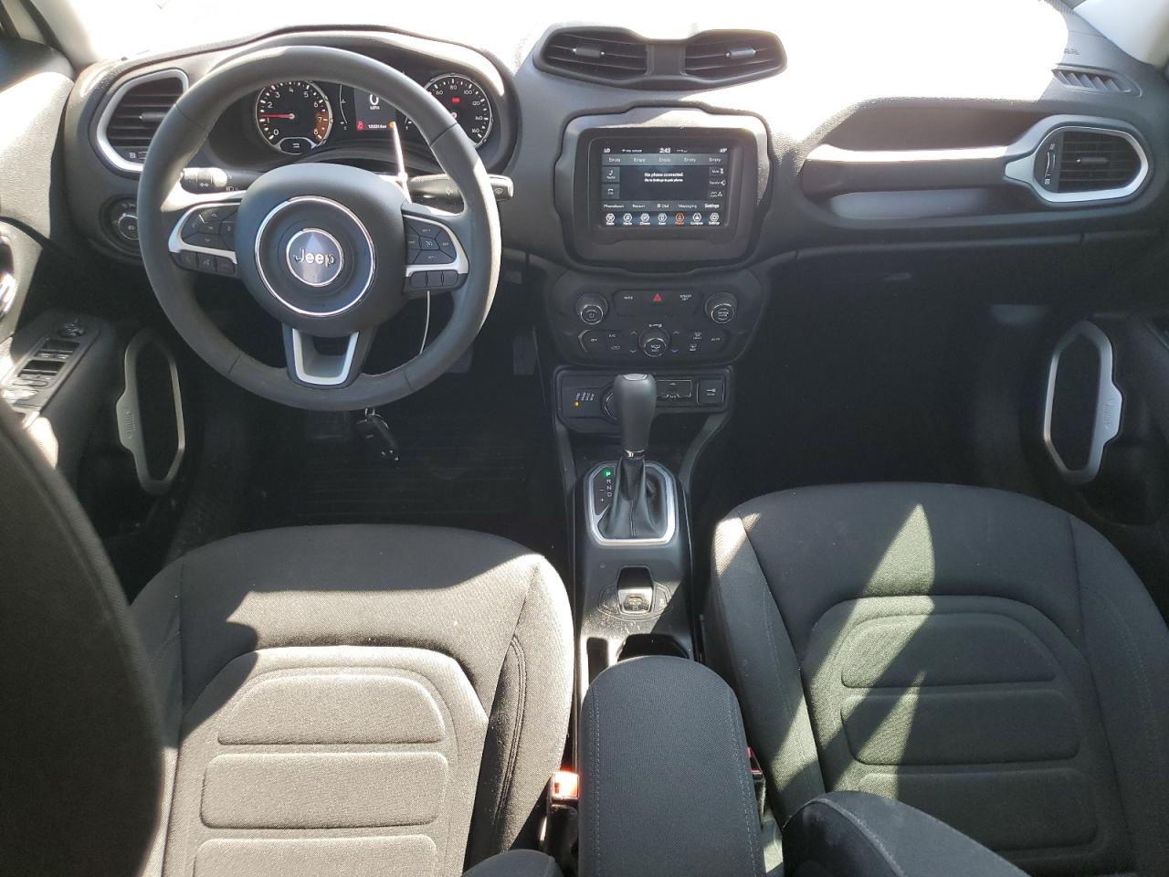 2018 Jeep Renegade - Image 8