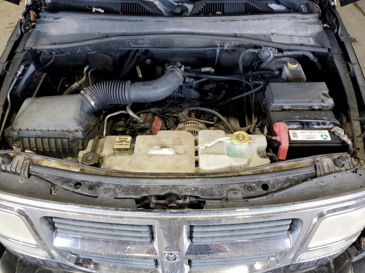 2008 Dodge Nitro - Image 12