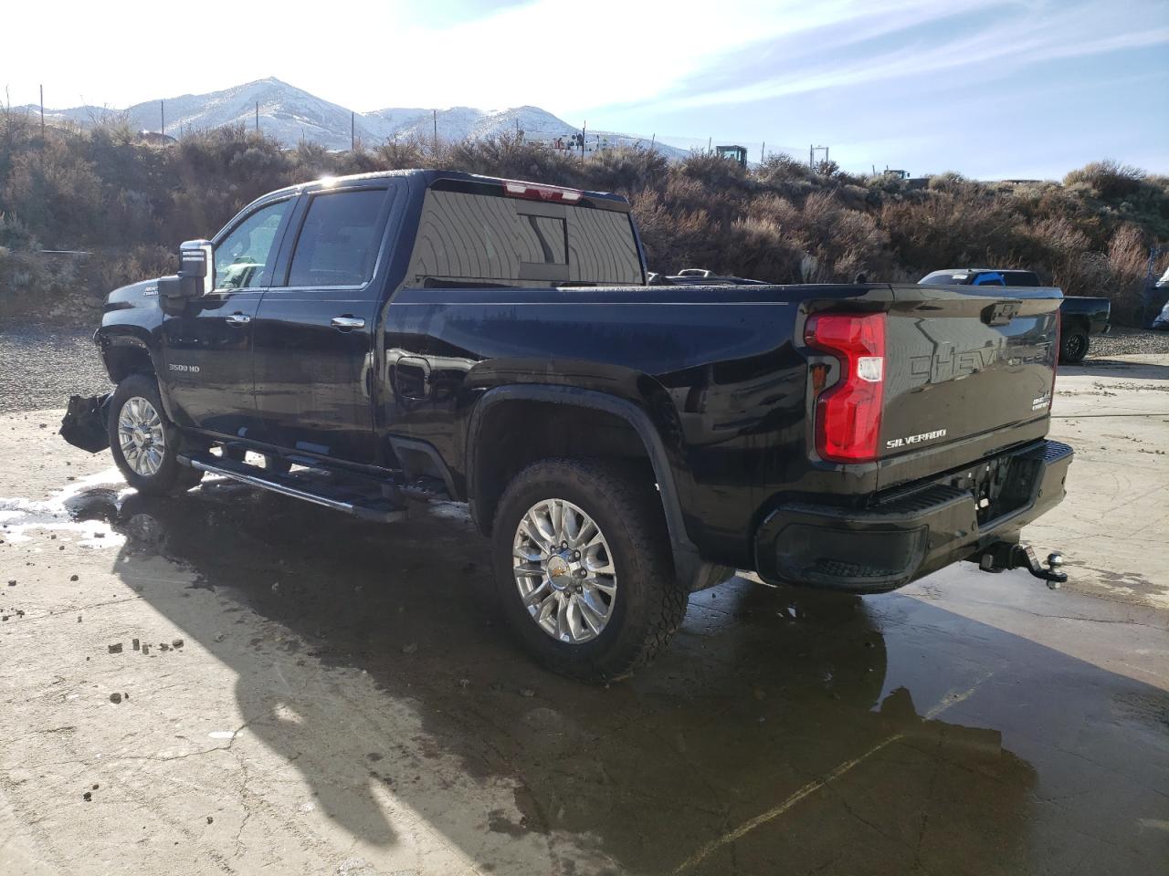 2022 Chevrolet Silverado - Image 2