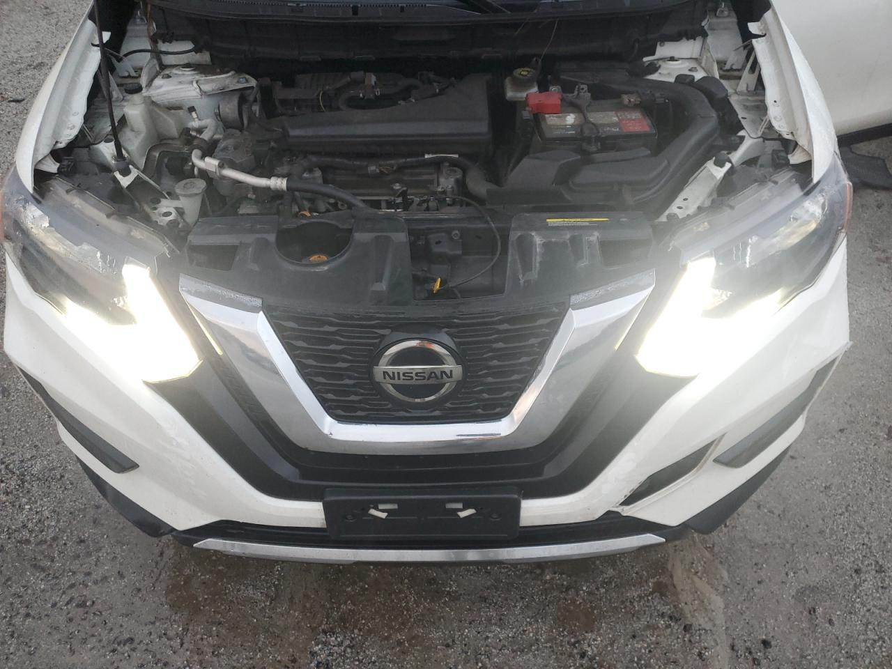 2020 Nissan Rogue - Image 12