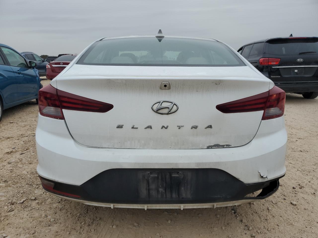 2019 Hyundai Elantra - Image 6