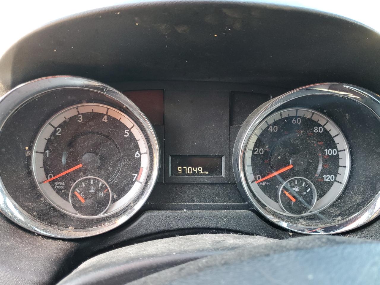 2019 Dodge Caravan - Image 9