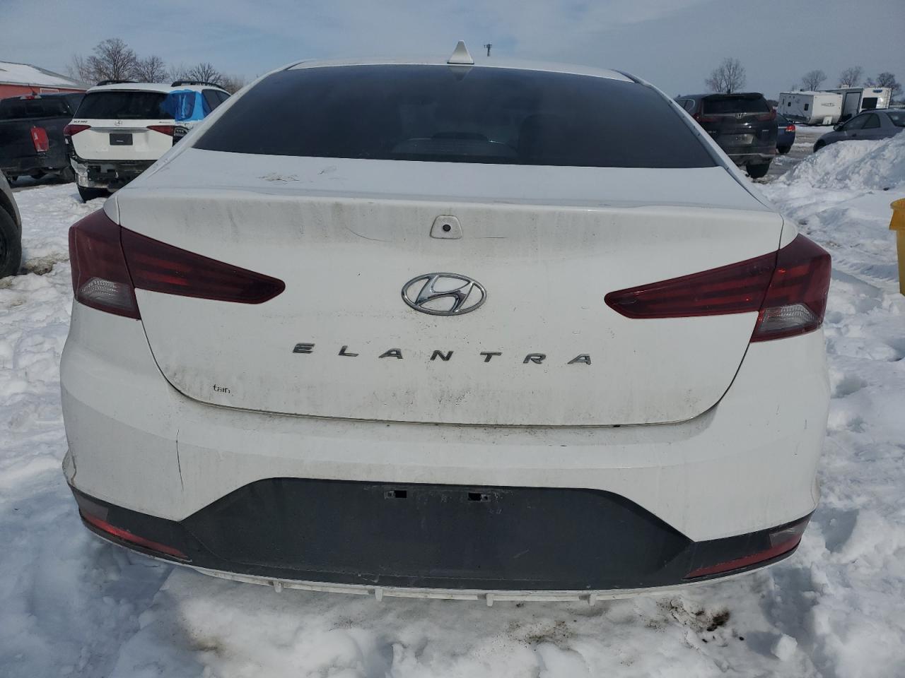 2019 Hyundai Elantra - Image 6