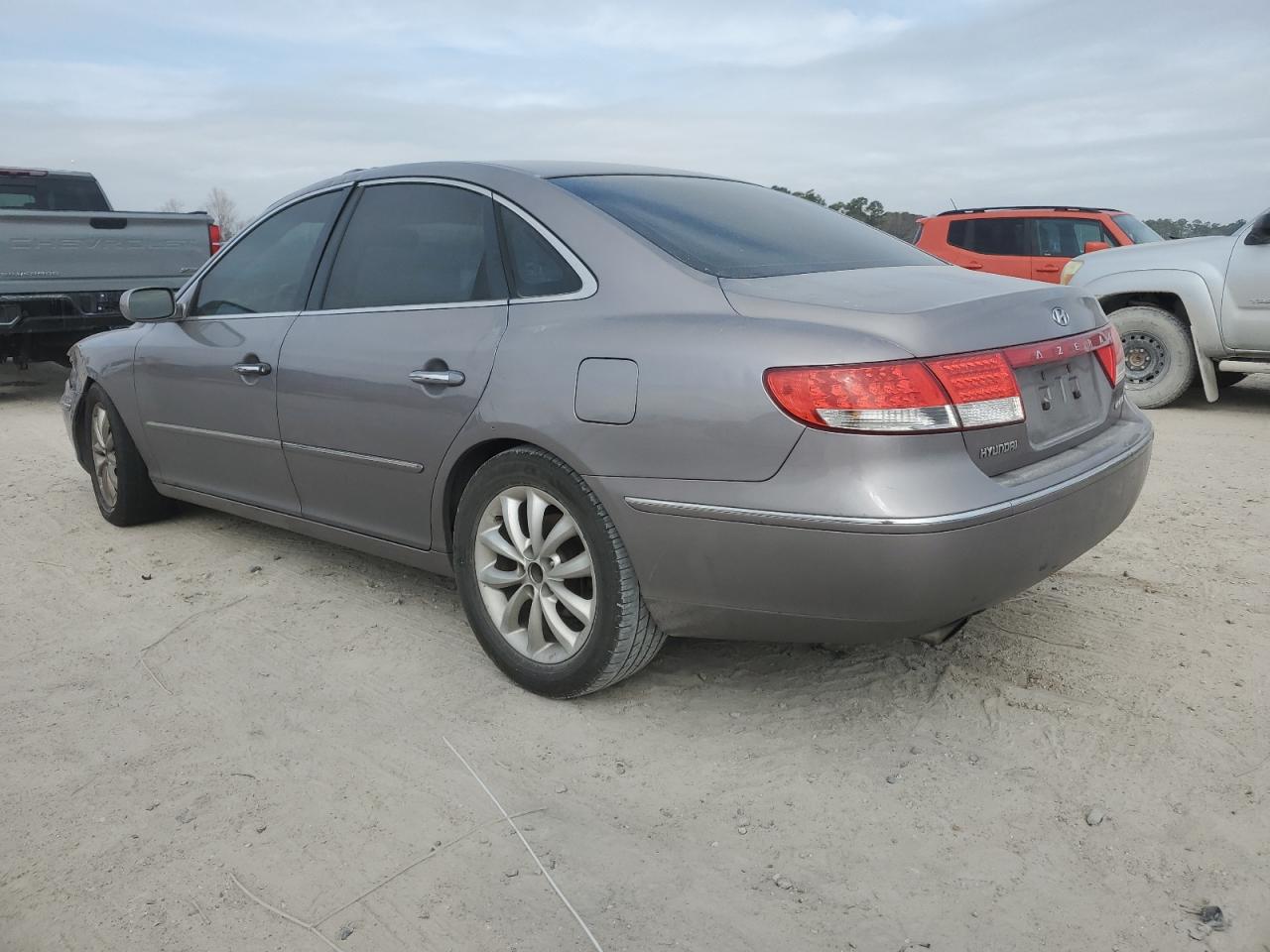 2006 Hyundai Azera - Image 2