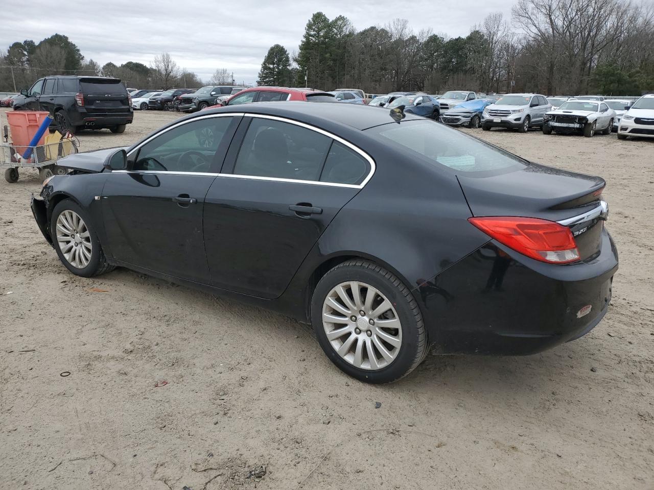 2011 Buick Regal - Image 2