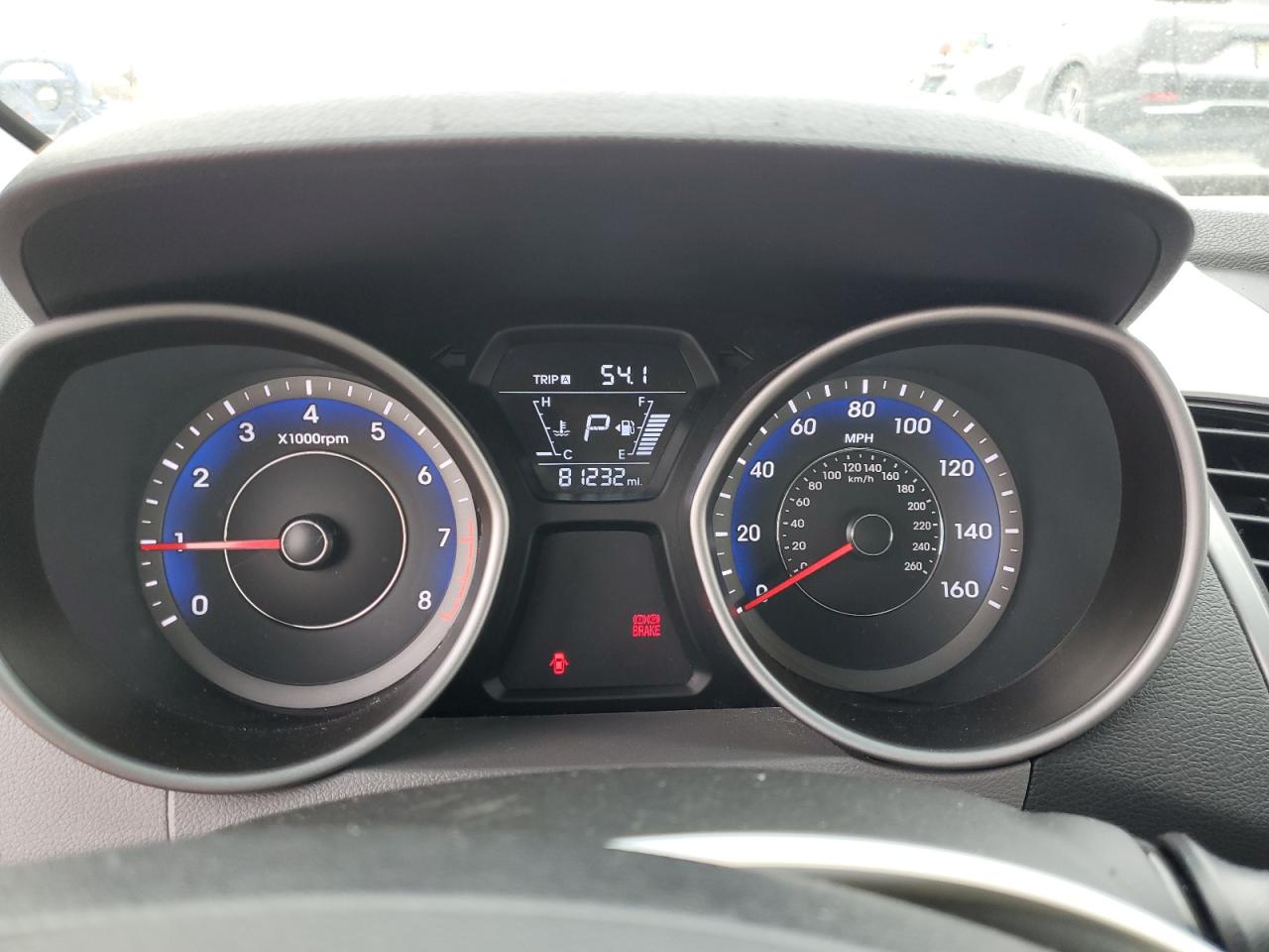 2014 Hyundai Elantra - Image 9