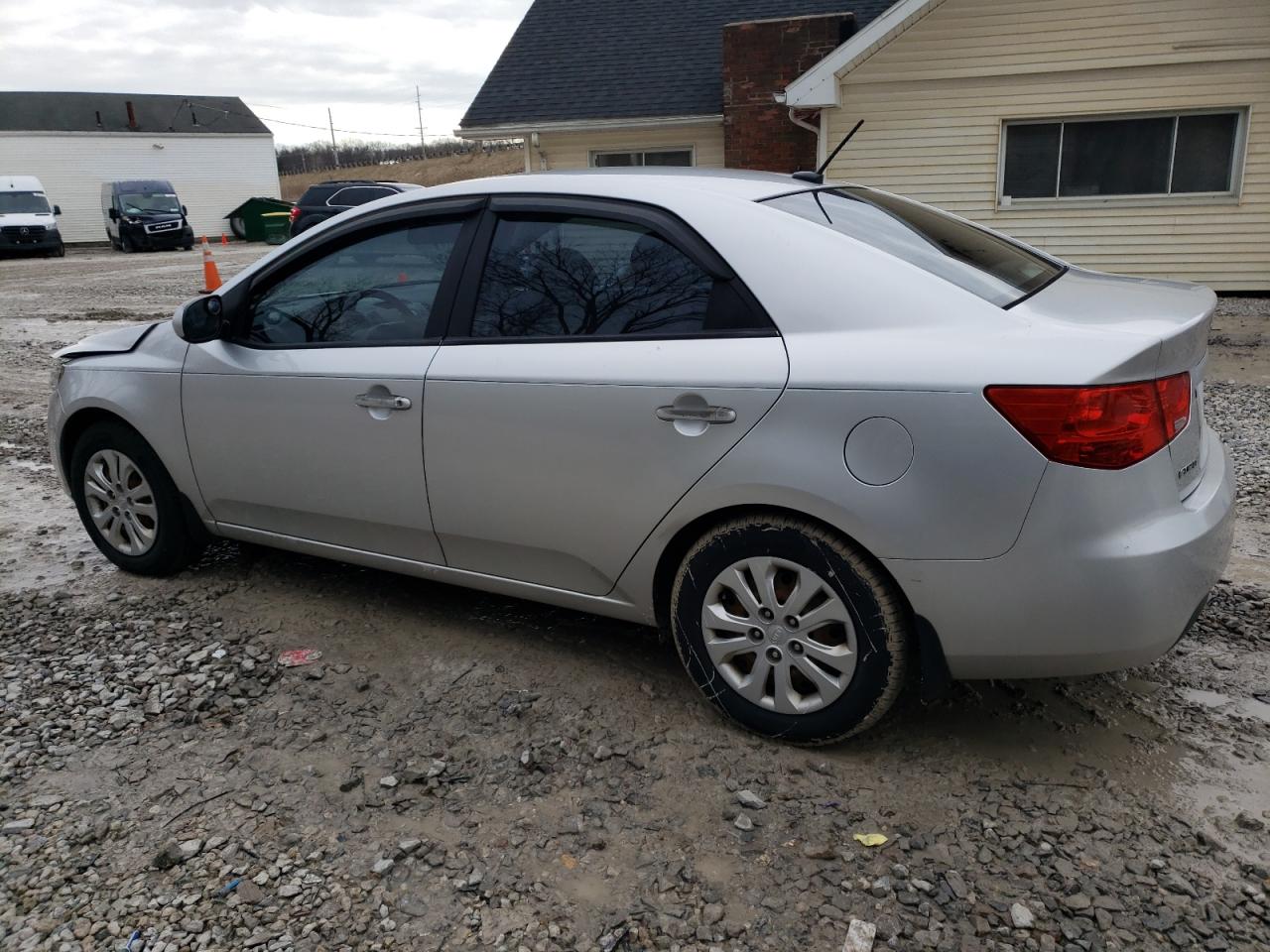 2010 Kia Forte - Image 2
