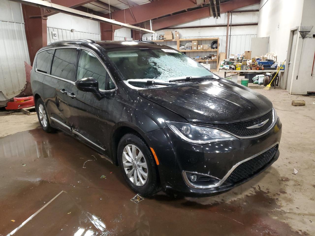 2019 Chrysler Pacifica - Image 4