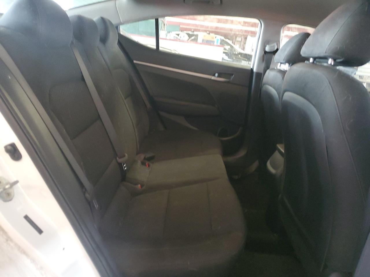 2019 Hyundai Elantra - Image 10