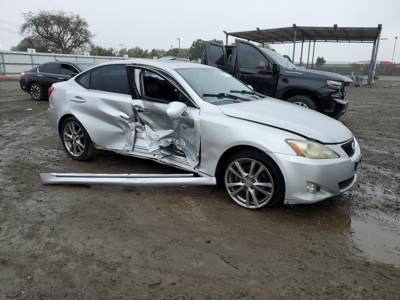 2006 Lexus IS - Image 4
