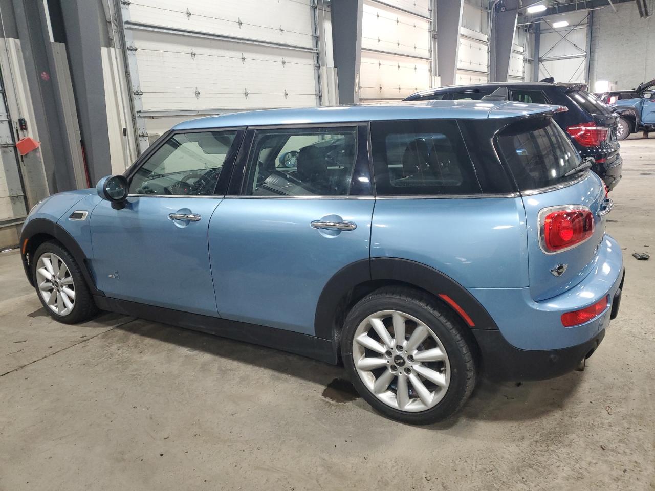 2017 MINI Cooper - Image 2