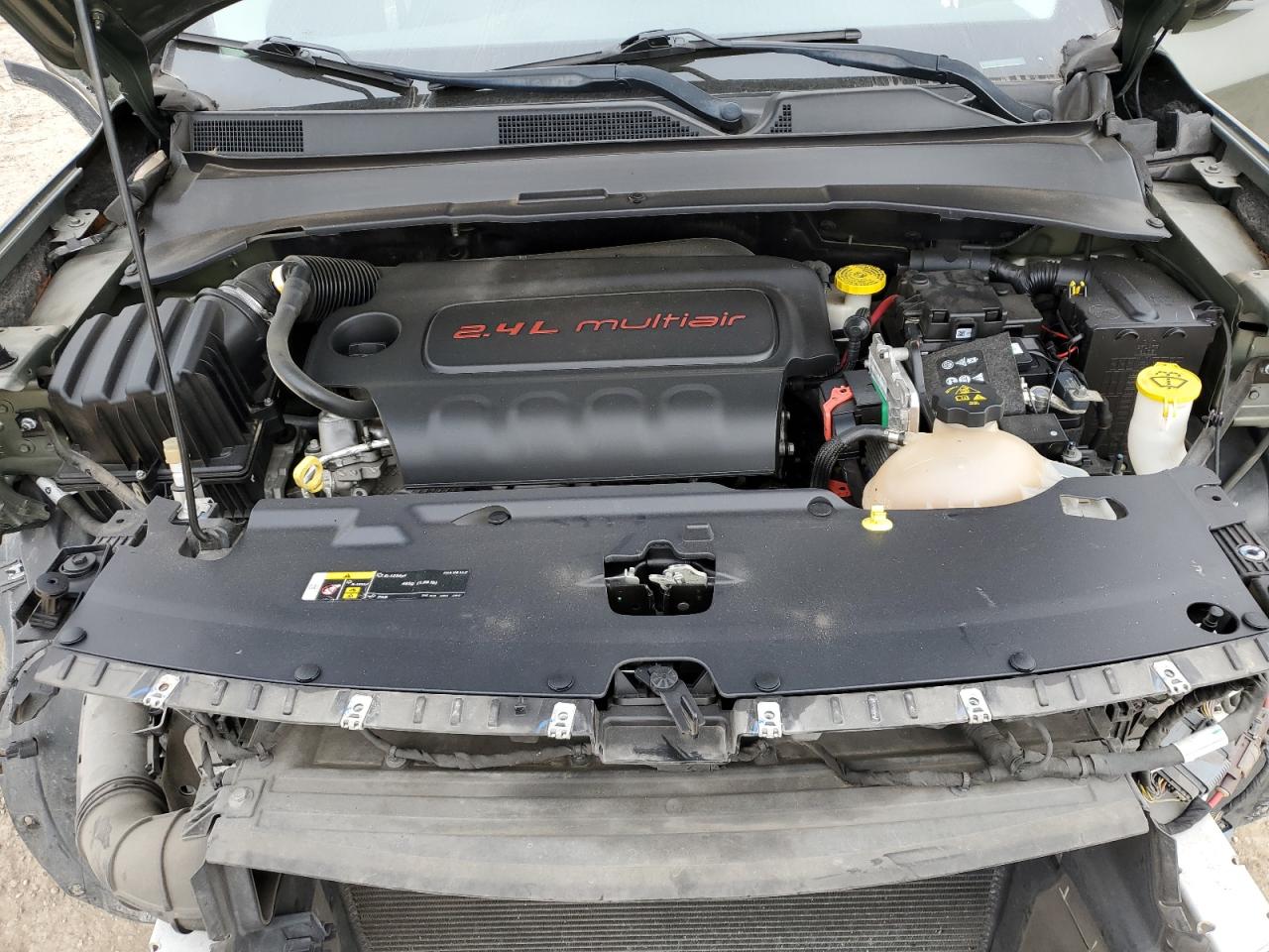 2018 Jeep Compass - Image 12
