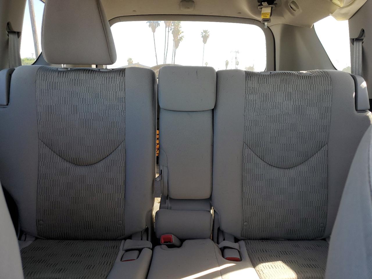 2011 Toyota RAV 4 - Image 10