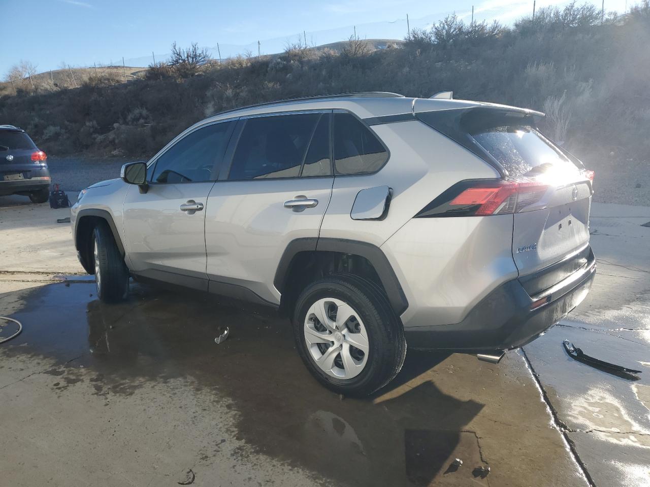 2019 Toyota RAV 4 - Image 2