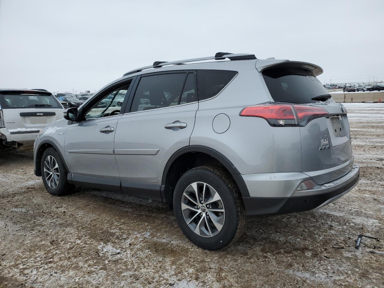 2017 Toyota RAV 4 - Image 2