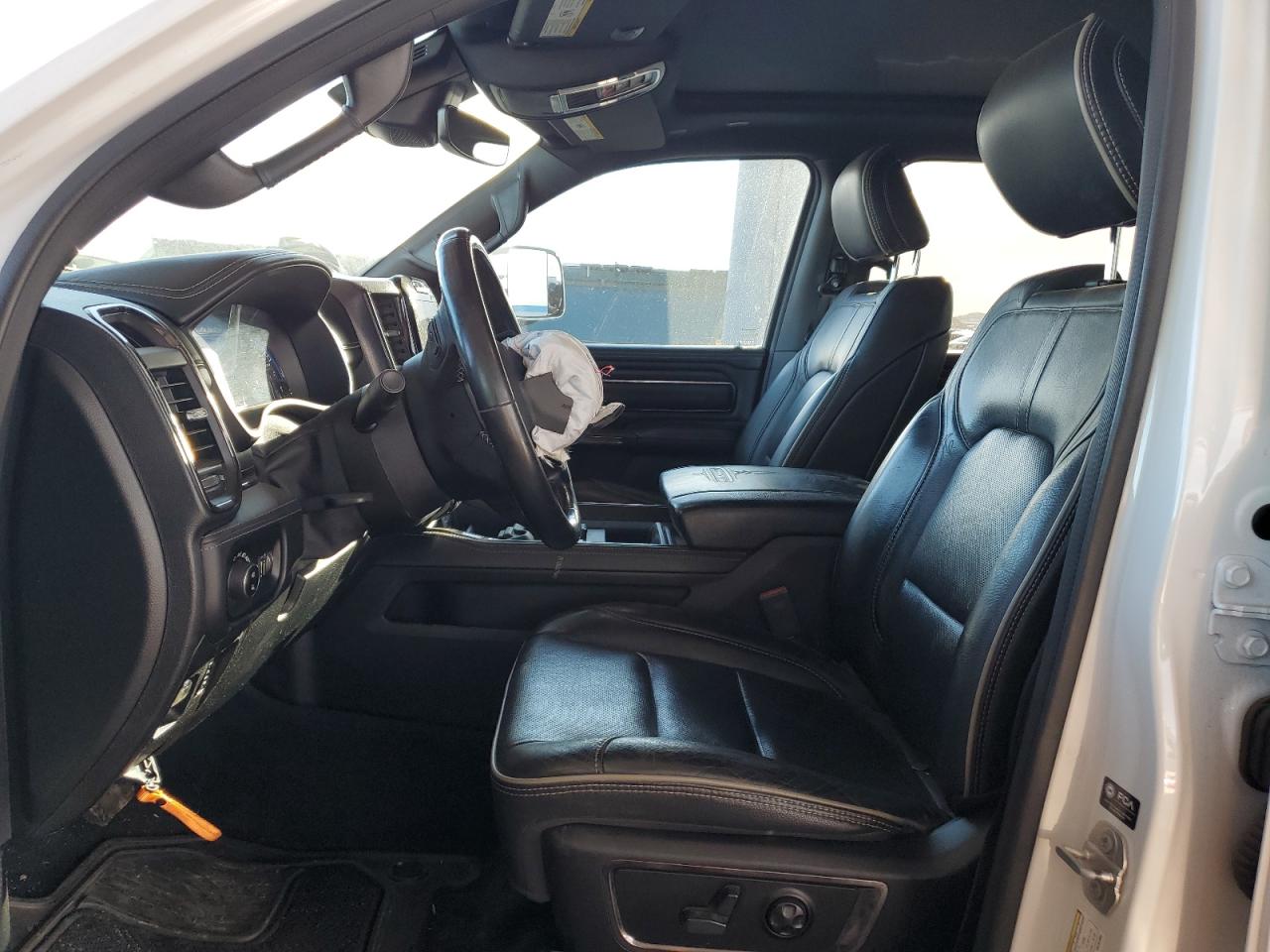 2022 RAM 1500 - Image 7
