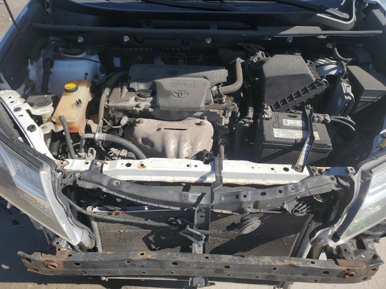 2014 Toyota RAV 4 - Image 12