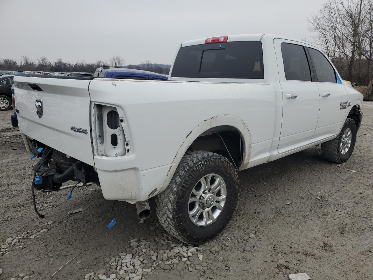 2016 RAM 2500 - Image 3