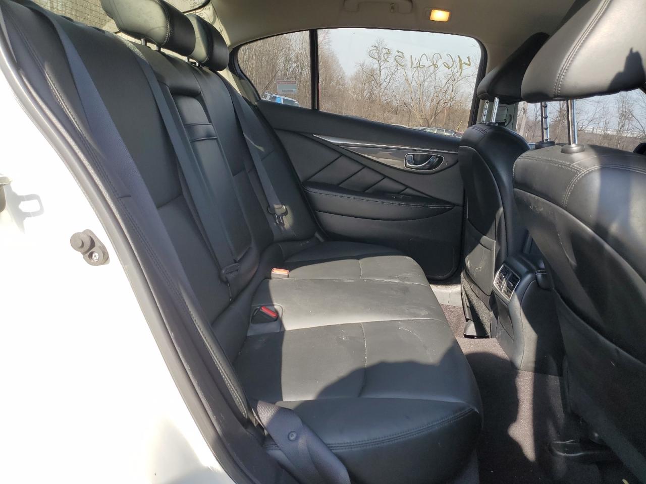 2019 Infiniti Q50 - Image 10