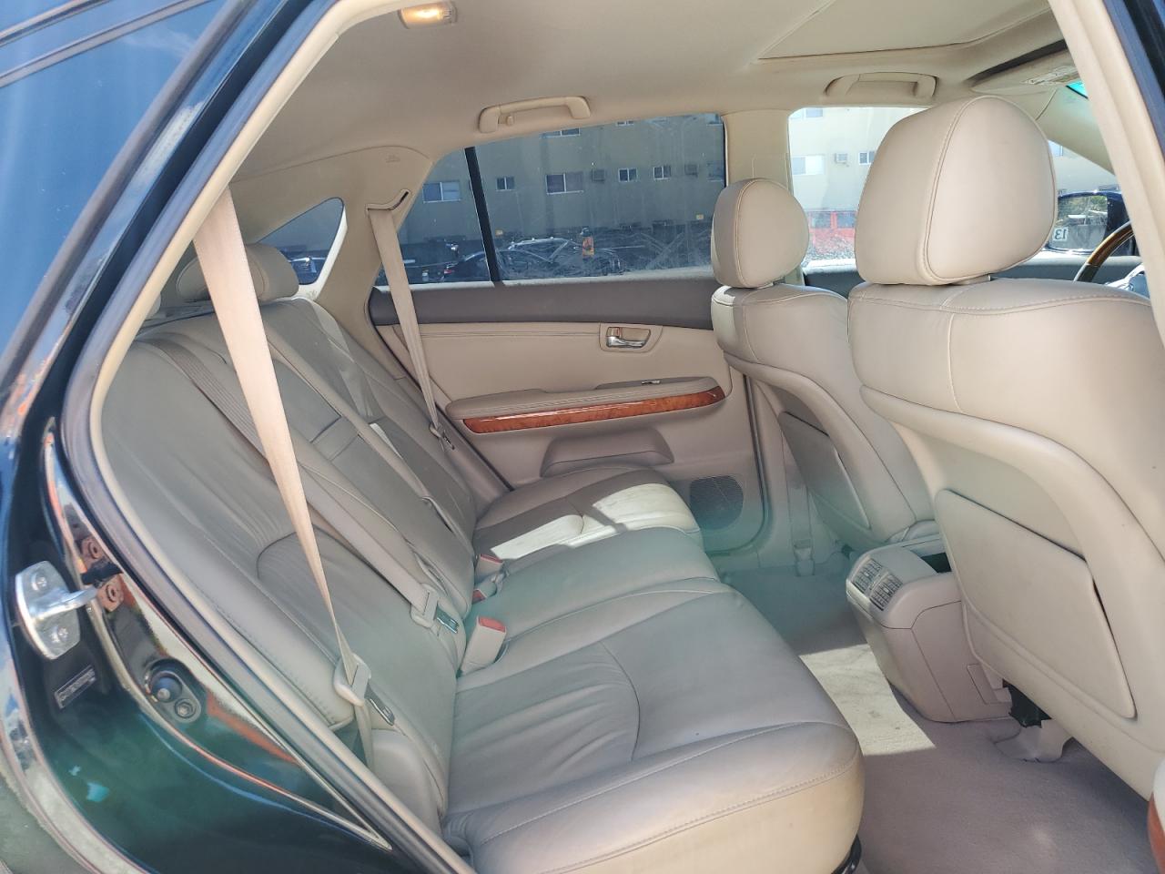 2007 Lexus RX - Image 10
