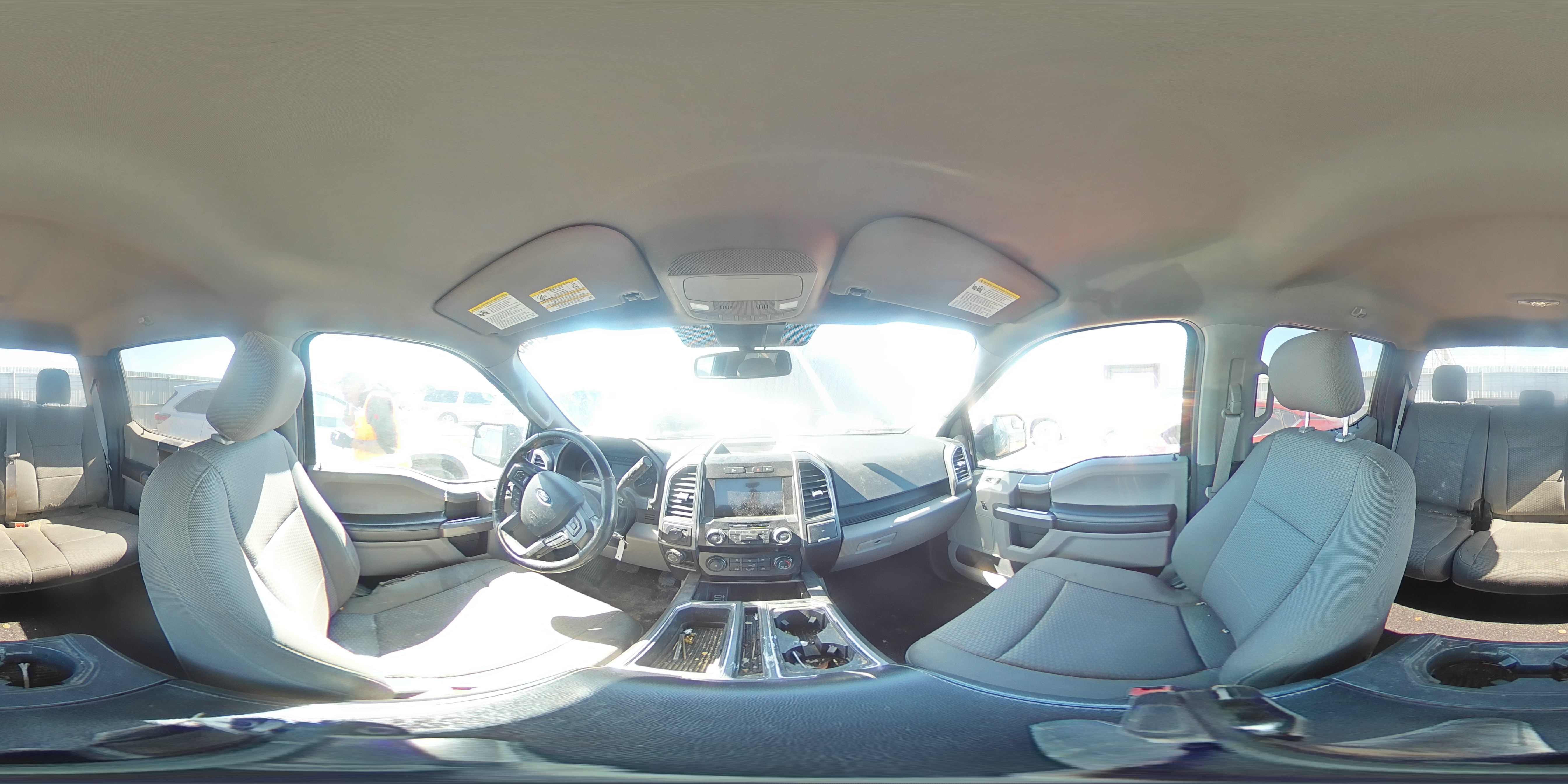 2019 Ford F-150 - Image 12