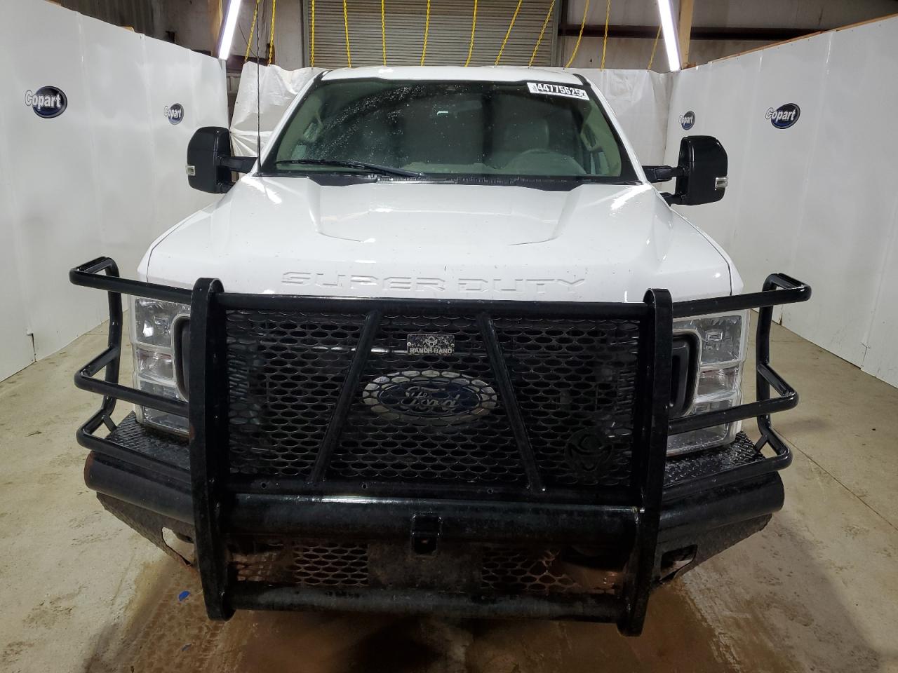 2022 Ford F250 - Image 5