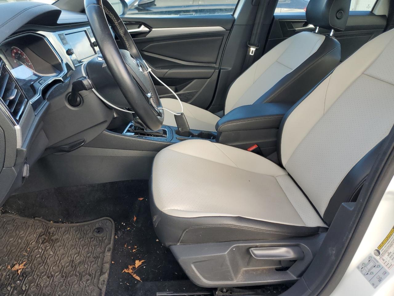 2019 Volkswagen Jetta - Image 7